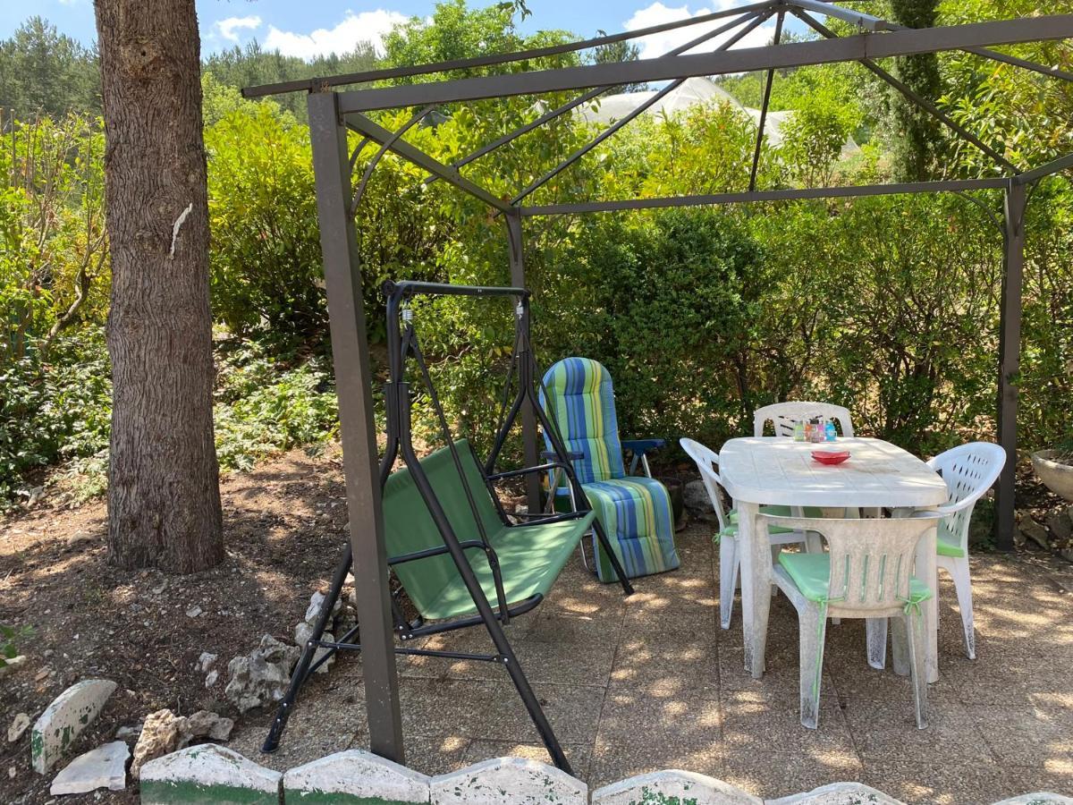 Appartement Studio Neuf Bas De Villa Gorges Du Verdon A Riez Exterior photo